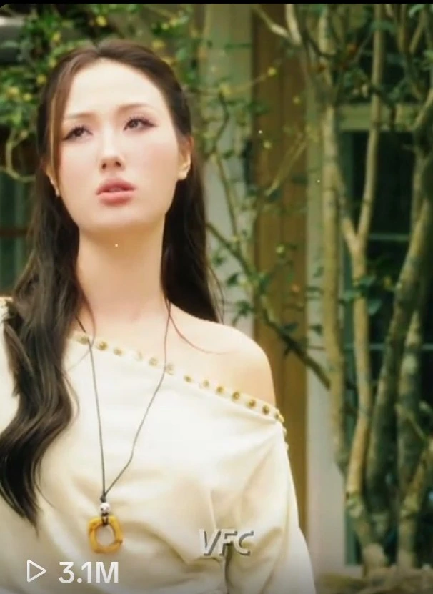 Hoàng Khánh Ly gây ấn tượng với lớp make-up đẹp nhất phim Việt Hoàng Khánh Ly gây ấn tượng với lớp make-up đẹp nhất phim Việt