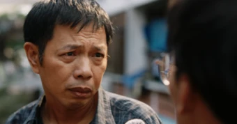 Hồng Ánh thẳng tay tát Thái Hòa trong 'Anh Hùng'