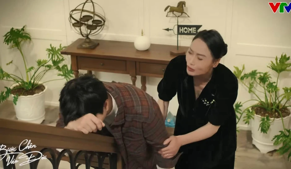 Huỳnh Anh trong Bước Chân Vào Đời gây tranh cãi Huỳnh Anh trong Bước Chân Vào Đời gây tranh cãi