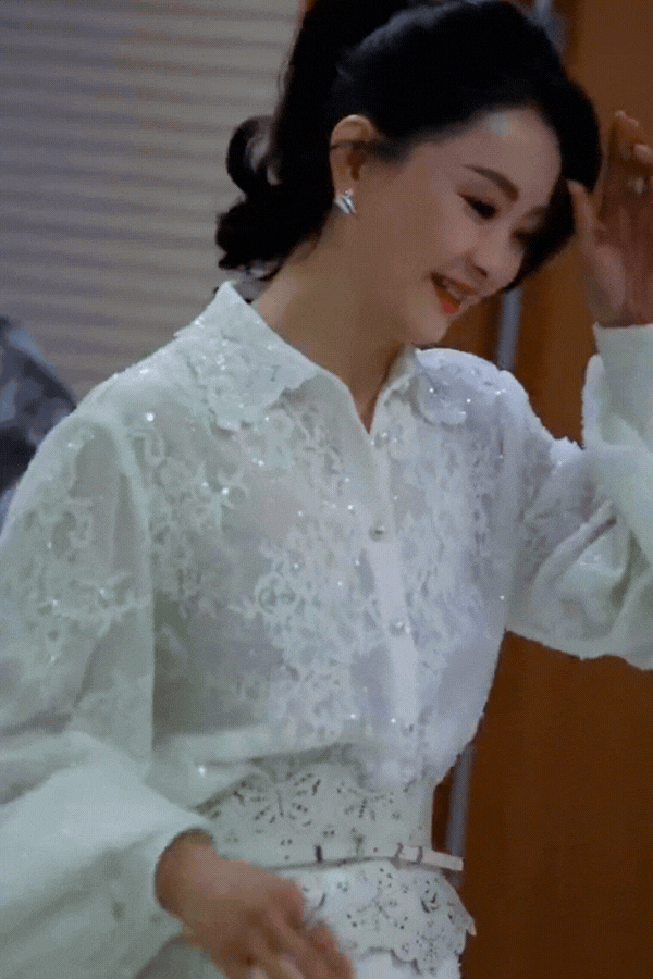 Không ai tin đây là nhan sắc thật của Vương Diễm Không ai tin đây là nhan sắc thật của Vương Diễm