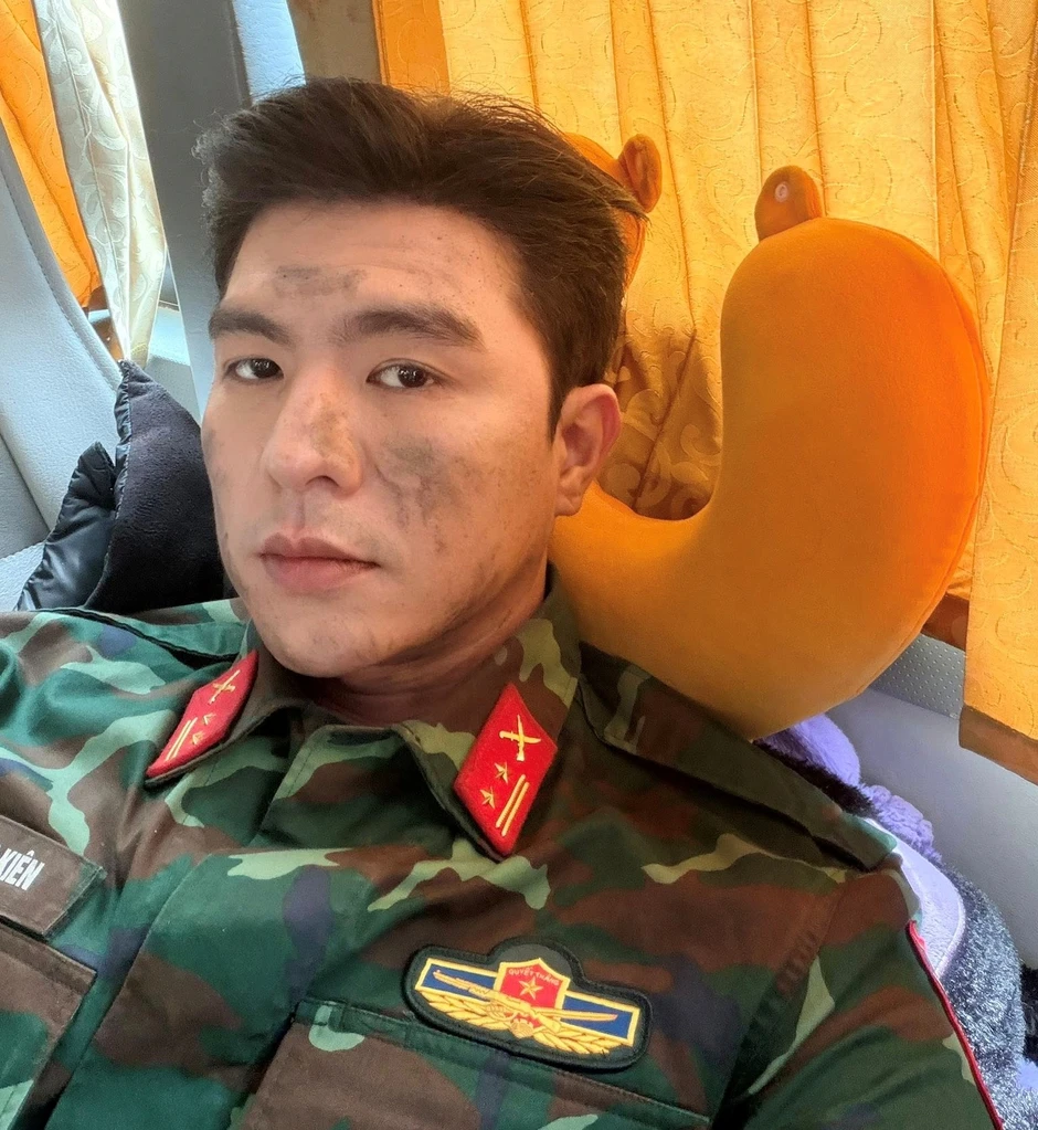 Không Giới Hạn được khen hay hơn cả Hậu Duệ Mặt Trời Không Giới Hạn được khen hay hơn cả Hậu Duệ Mặt Trời