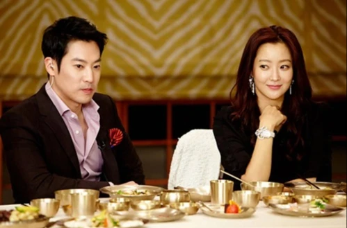 Kim Hee Sun từ chối 3 bom tấn giúp Song Hye Kyo đổi đời Kim Hee Sun từ chối 3 bom tấn giúp Song Hye Kyo đổi đời