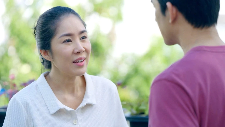 Lê Phương đang khiến cả nước khổ sở