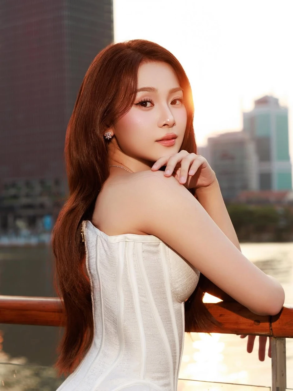 Lê Tam Triều Dâng là cô dâu đẹp nhất Việt Nam hiện tại Lê Tam Triều Dâng là cô dâu đẹp nhất Việt Nam hiện tại
