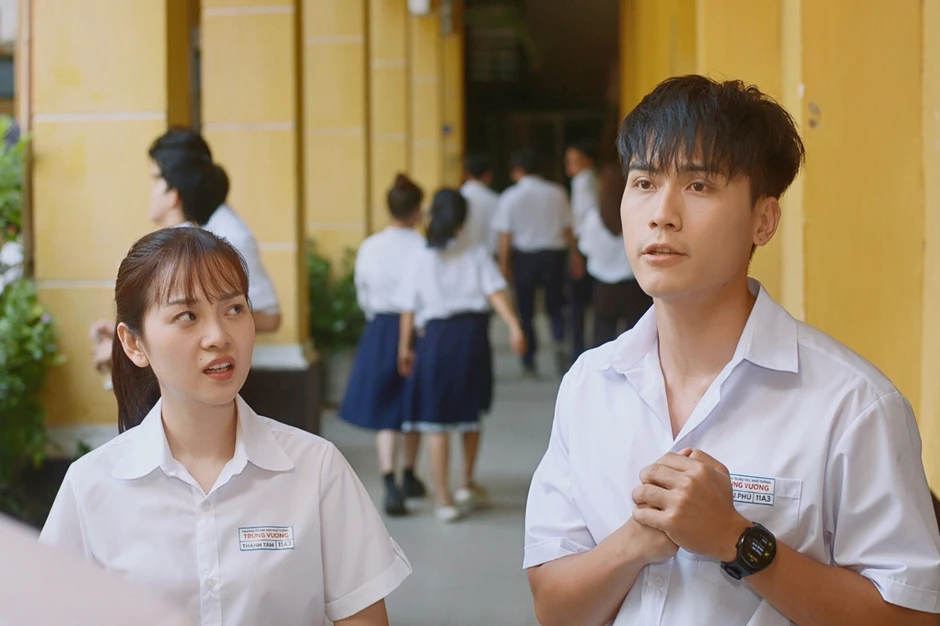 Lê Tam Triều Dâng và Võ Điền Gia Huy bất ngờ bị netizen bóc trần Lê Tam Triều Dâng và Võ Điền Gia Huy bất ngờ bị netizen bóc trần
