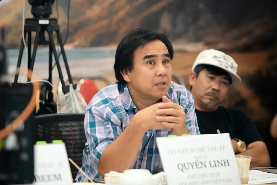 Loạt đạo diễn tên tuổi ngồi ghế nóng casting phim “Đường về” Loạt đạo diễn tên tuổi ngồi ghế nóng casting phim “Đường về”