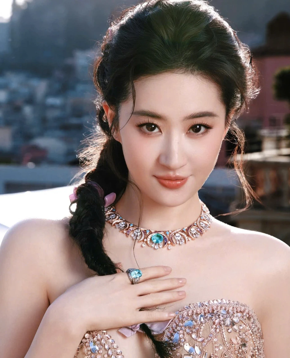 Lưu Diệc Phi và hành trình thoát mác Thần tiên tỷ tỷ Lưu Diệc Phi và hành trình thoát mác Thần tiên tỷ tỷ