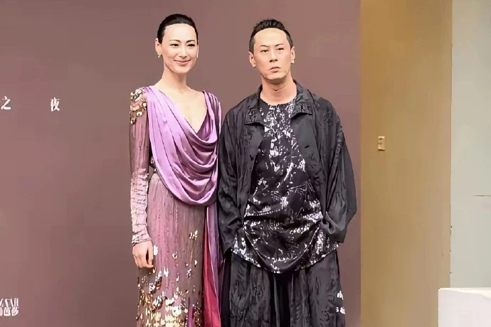 Mỹ nhân từ bỏ sự nghiệp ở tuổi 20 để sinh con cho tỷ phú và cái kết bất ngờ Mỹ nhân từ bỏ sự nghiệp ở tuổi 20 để sinh con cho tỷ phú và cái kết bất ngờ