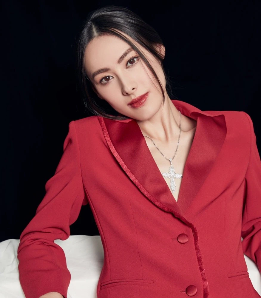 Mỹ nhân từ bỏ sự nghiệp ở tuổi 20 để sinh con cho tỷ phú và cái kết bất ngờ Mỹ nhân từ bỏ sự nghiệp ở tuổi 20 để sinh con cho tỷ phú và cái kết bất ngờ