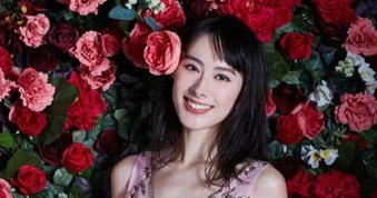 Mỹ nhân từ bỏ sự nghiệp ở tuổi 20 để sinh con cho tỷ phú và cái kết bất ngờ