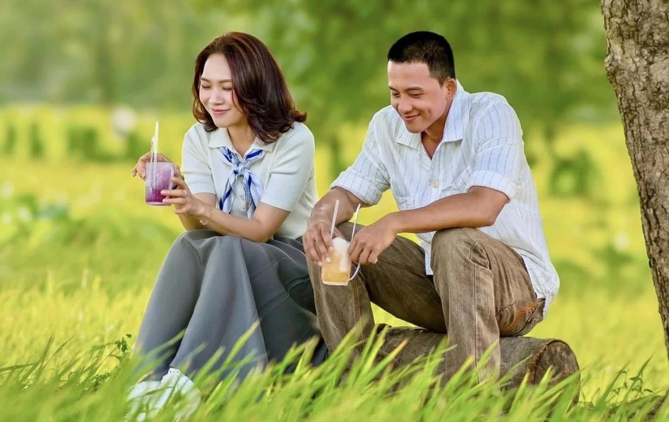 'Mỹ Tâm diễn làm gì đến nỗi, chỉ là trang phục đang bị hơi diện quá mà thôi' 'Mỹ Tâm diễn làm gì đến nỗi, chỉ là trang phục đang bị hơi diện quá mà thôi'