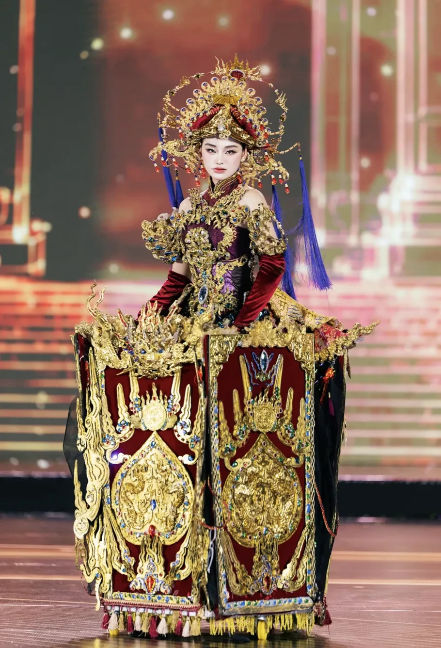 Mãn nhãn phần thi Trang phục Văn hóa Dân tộc Miss Grand Vietnam 2026 Mãn nhãn phần thi Trang phục Văn hóa Dân tộc Miss Grand Vietnam 2026