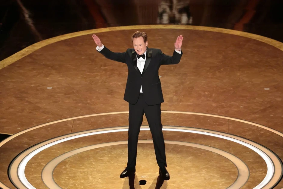 MC Conan O'Brien được trả thù lao bao nhiêu khi 'cầm trịch' Oscar 2026 MC Conan O'Brien được trả thù lao bao nhiêu khi 'cầm trịch' Oscar 2026