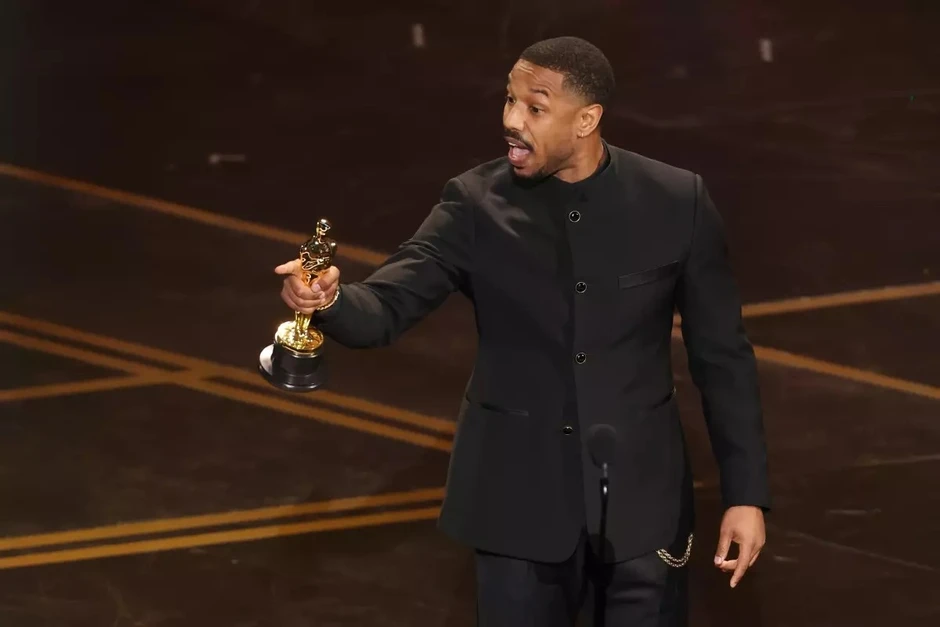 Michael B. Jordan đánh bại Leonardo DiCaprio Michael B. Jordan đánh bại Leonardo DiCaprio
