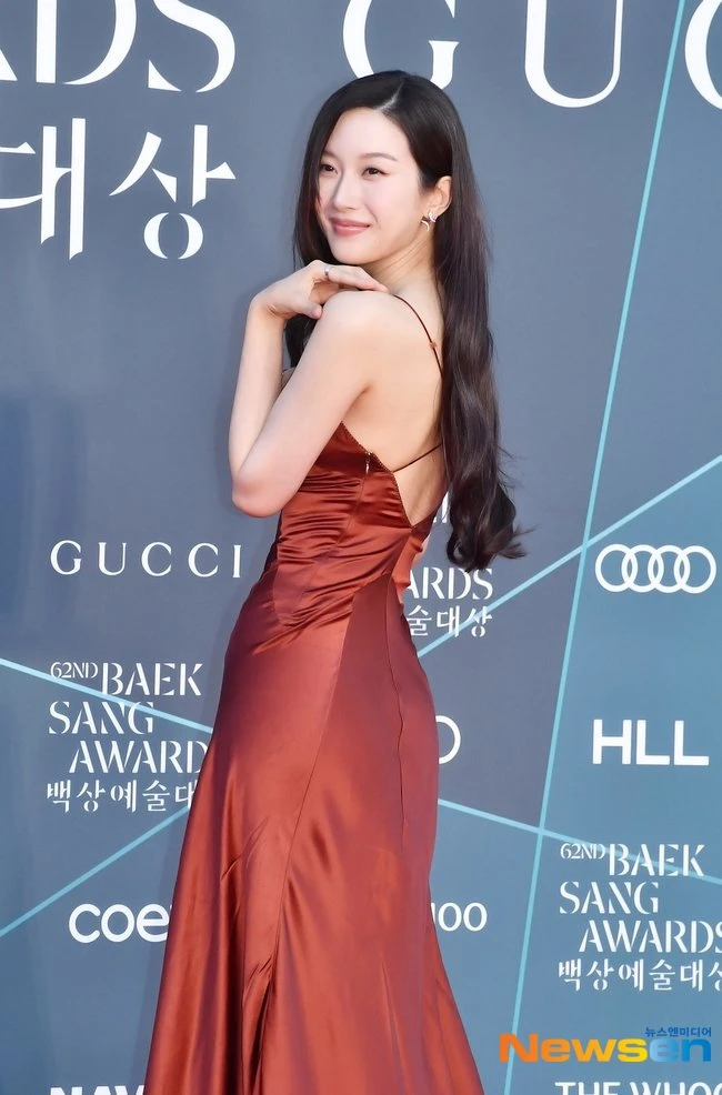 Moon Ga Young đẹp nhất Baeksang 2026 Moon Ga Young đẹp nhất Baeksang 2026