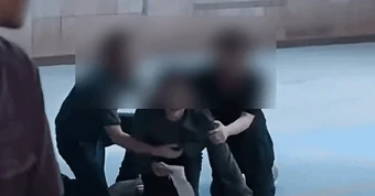 MXH phẫn nộ vụ nữ diễn viên bị xàm sỡ ngay trước ống kính: Xem mà không dám tin, ekip tuyên bố xóa cảnh
