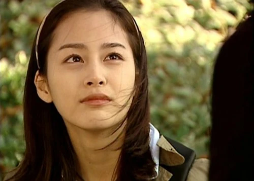 Ngắm Kim Tae Hee 17 năm trước mới thấy Bi Rain thắng đời 1-0 Ngắm Kim Tae Hee 17 năm trước mới thấy Bi Rain thắng đời 1-0