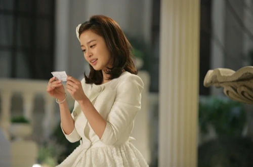 Ngắm Kim Tae Hee 17 năm trước mới thấy Bi Rain thắng đời 1-0 Ngắm Kim Tae Hee 17 năm trước mới thấy Bi Rain thắng đời 1-0