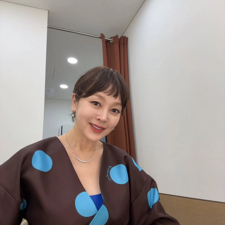 Nhan sắc gây sốc của Lee Seung Yeon