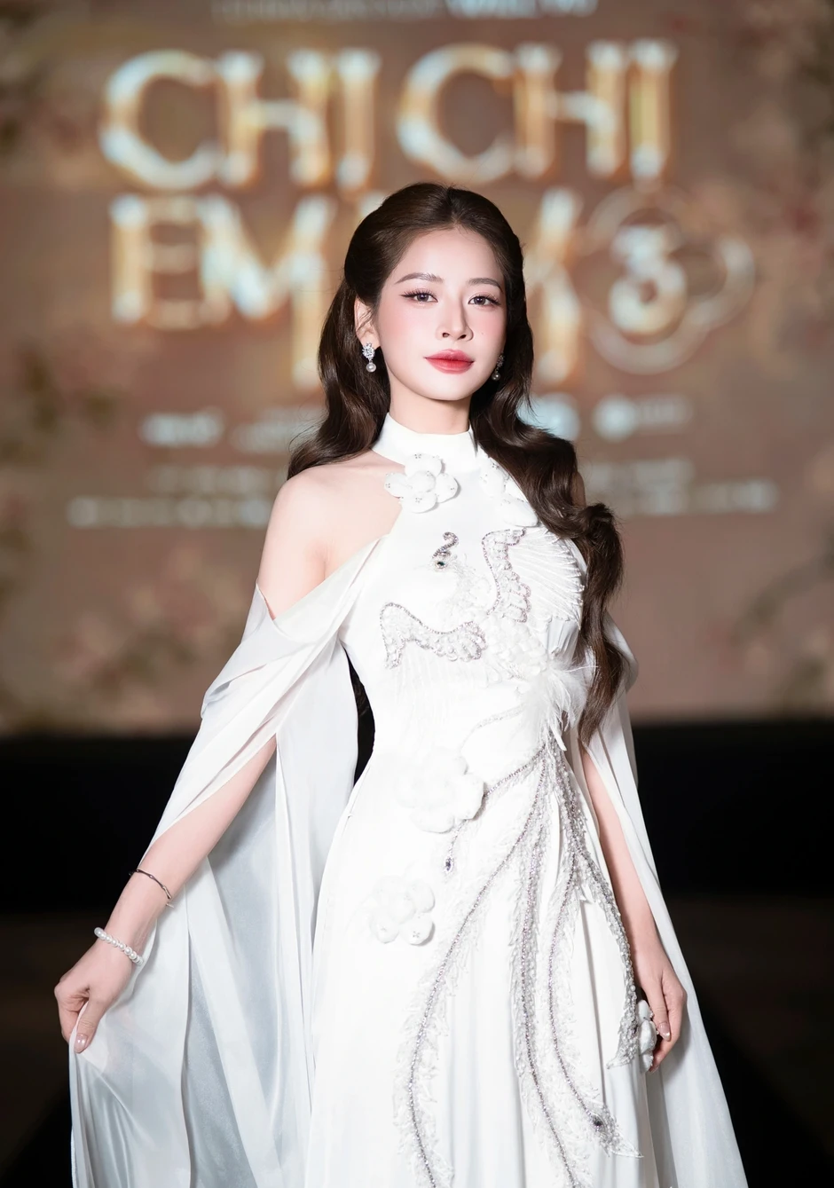 Ninh Dương Lan Ngọc tái xuất, nói về chuyện so sánh với Chi Pu và Kỳ Duyên Ninh Dương Lan Ngọc tái xuất, nói về chuyện so sánh với Chi Pu và Kỳ Duyên