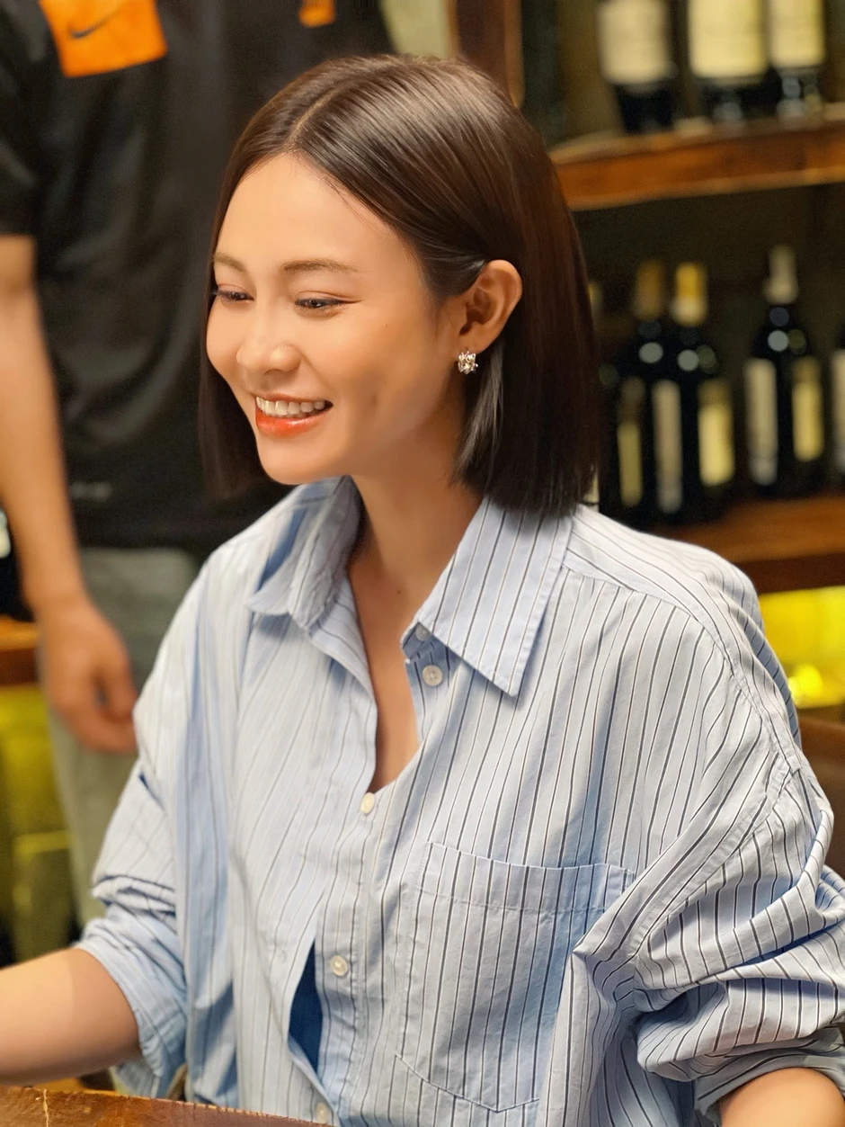 Nữ chính phim ngoại tình hot nhất Việt Nam bị chê tới tấp, khán giả đòi đổi từ tóc đến màu son Nữ chính phim ngoại tình hot nhất Việt Nam bị chê tới tấp, khán giả đòi đổi từ tóc đến màu son