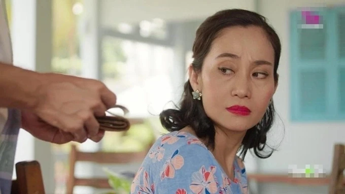 Nữ NSƯT mang bầu 6 tháng vẫn có trai tán, kết hôn 24 năm cả nước không biết mặt chồng Nữ NSƯT mang bầu 6 tháng vẫn có trai tán, kết hôn 24 năm cả nước không biết mặt chồng