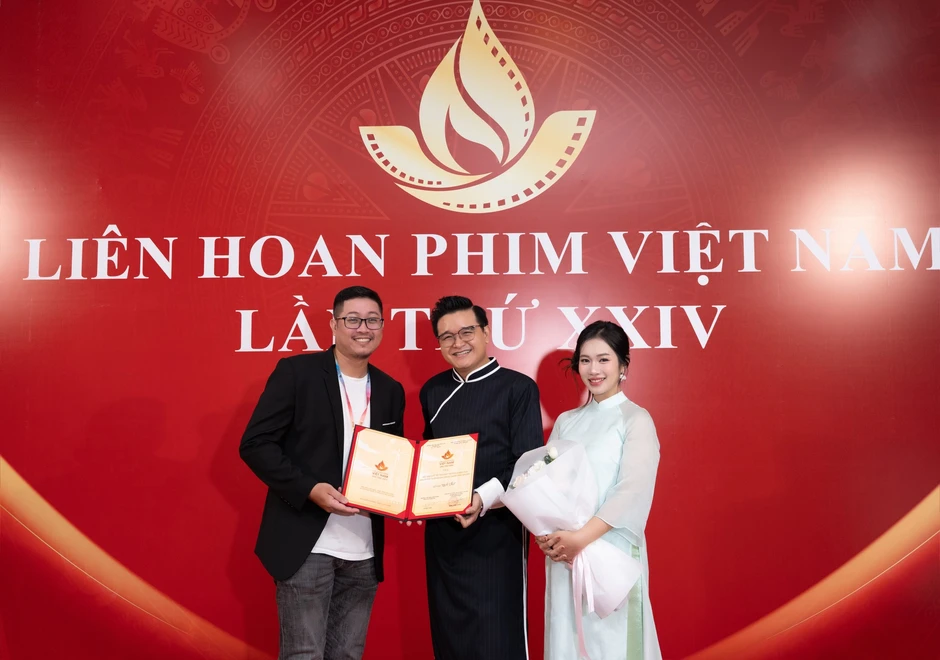Phim Heo 5 móng: Câu chuyện nhân quả soi chiếu lòng người Phim Heo 5 móng: Câu chuyện nhân quả soi chiếu lòng người