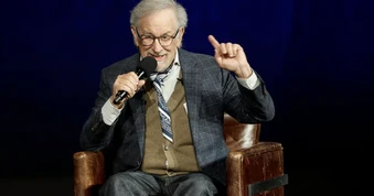 Phim mới của Steven Spielberg được khen 'hay nhất trong 20 năm qua'