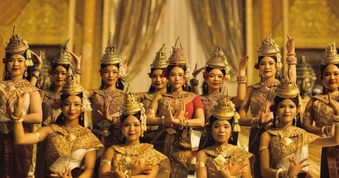 Phương Mỹ Chi ra mắt MV về văn hóa đồng bào Khmer