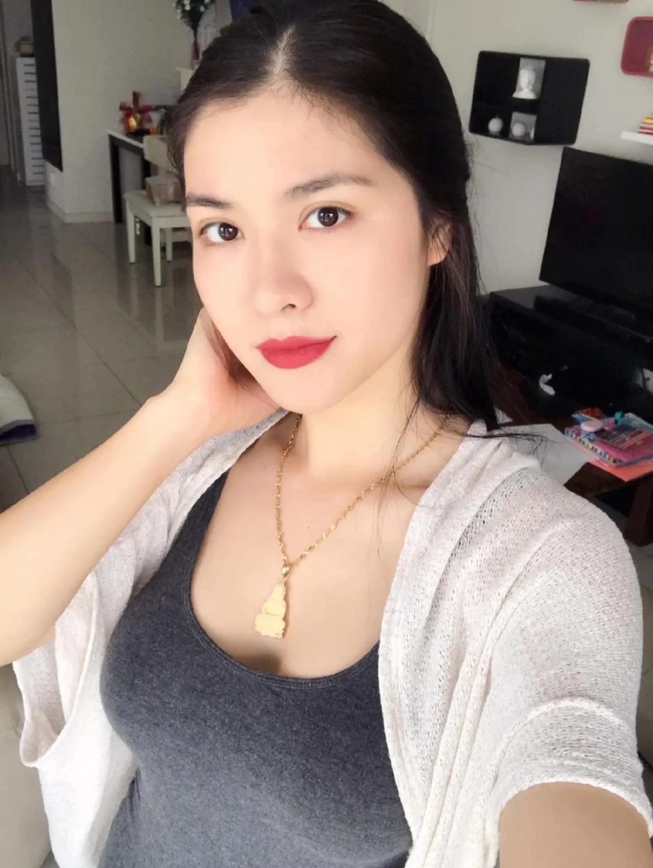 Sao nhí xinh nhất Hoa Cỏ May U40 vẫn trẻ đẹp khó tin Sao nhí xinh nhất Hoa Cỏ May U40 vẫn trẻ đẹp khó tin