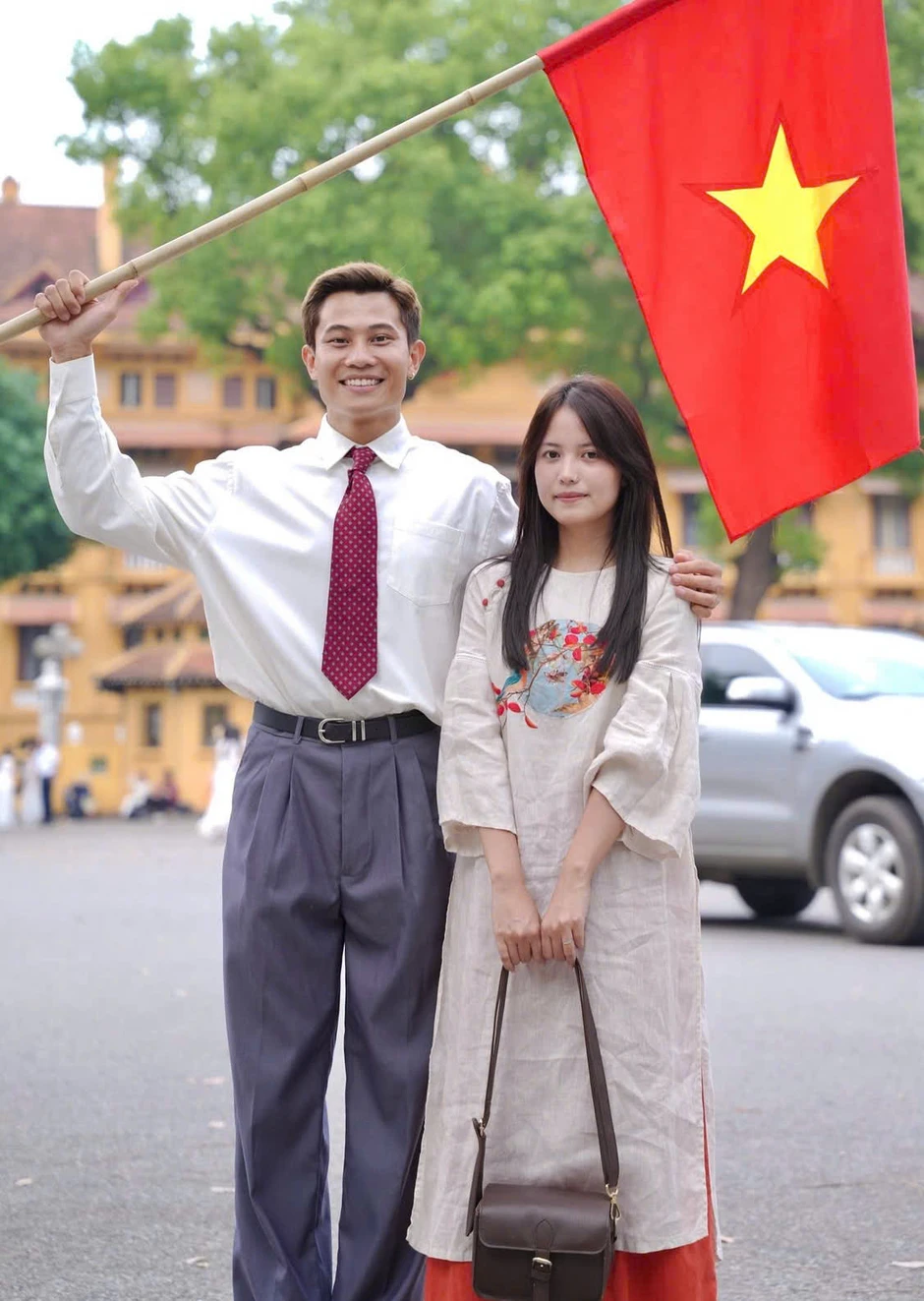 Sau phim 700 tỷ, diễn viên Phương Nam nghẹn lòng vì câu nói của vợ Sau phim 700 tỷ, diễn viên Phương Nam nghẹn lòng vì câu nói của vợ