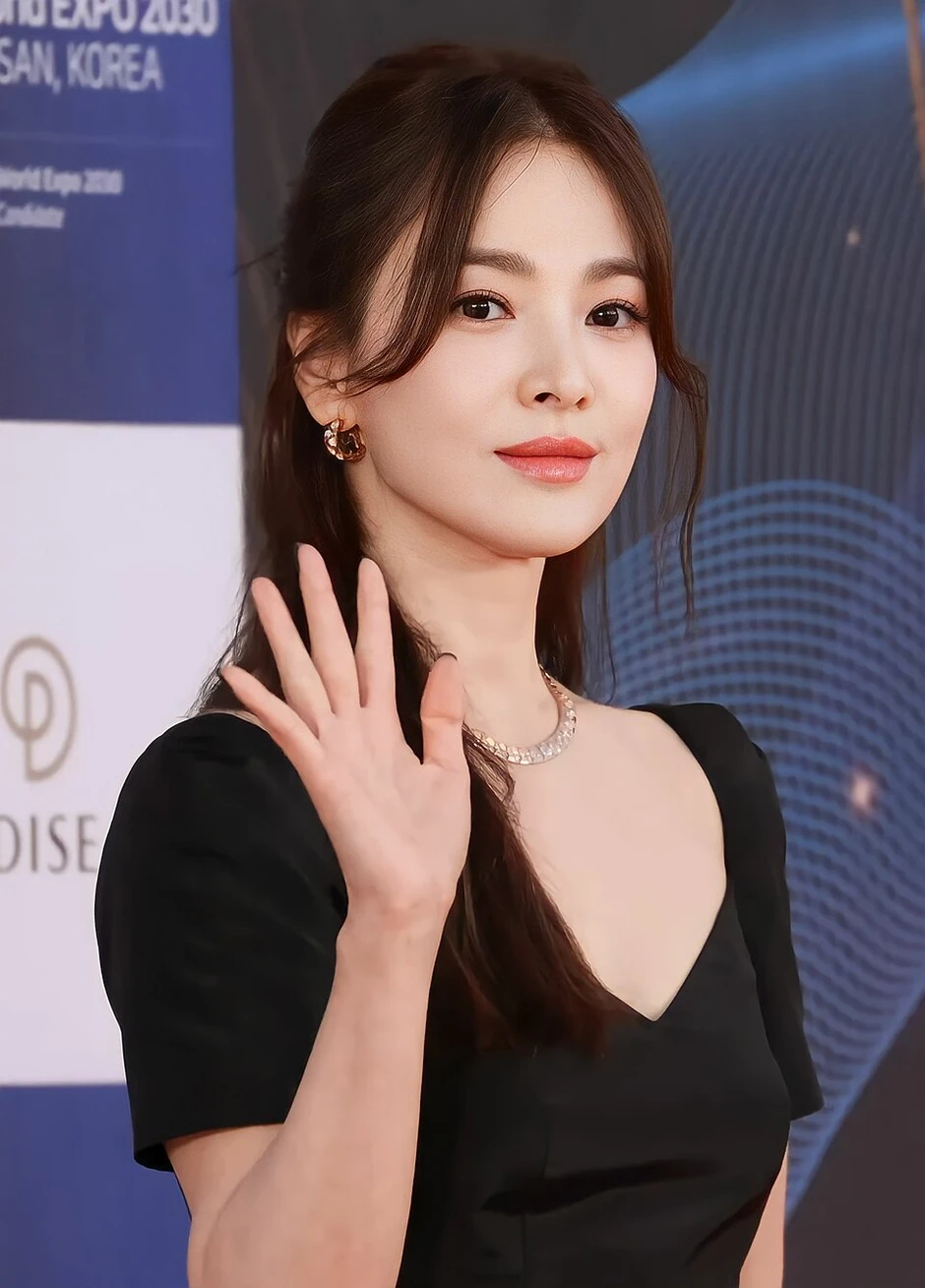 Song Hye Kyo 18 năm trước: Nhan sắc phong thần ở bộ phim thất bại nhất sự nghiệp Song Hye Kyo 18 năm trước: Nhan sắc phong thần ở bộ phim thất bại nhất sự nghiệp