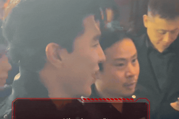 Steven Nguyễn và Minh Trang ôm nhau cứng ngắc ở sự kiện Steven Nguyễn và Minh Trang ôm nhau cứng ngắc ở sự kiện