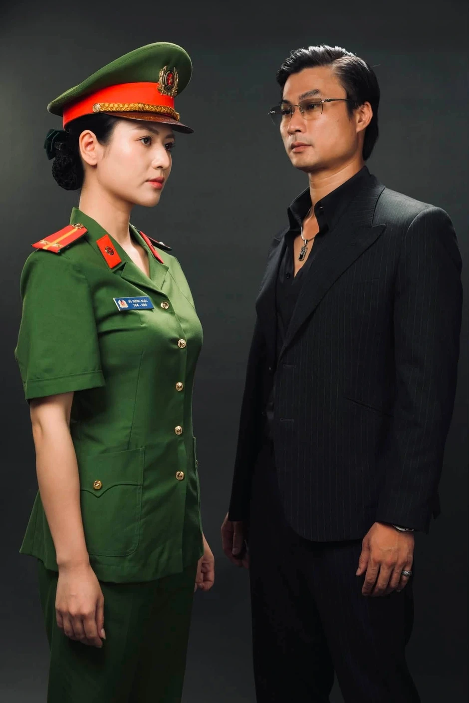 Sự thật bất ngờ về đạo cụ và hậu trường phim hình sự gây sốt "Lửa trắng” Sự thật bất ngờ về đạo cụ và hậu trường phim hình sự gây sốt "Lửa trắng”