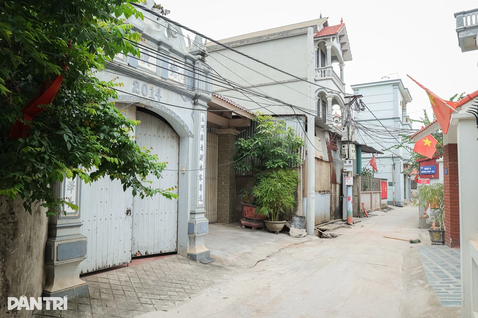 Suất cơm 5.000 đồng và những chuyện ít biết phía sau "Đất và người" Suất cơm 5.000 đồng và những chuyện ít biết phía sau "Đất và người"