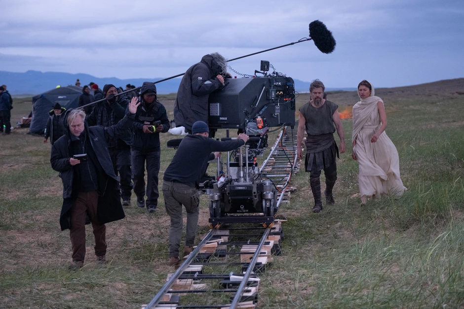 The Odyssey gây tranh cãi về Anne Hathaway và Helen of Troy The Odyssey gây tranh cãi về Anne Hathaway và Helen of Troy