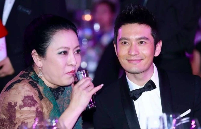 Thi trượt, Huỳnh Hiểu Minh học lại và đỗ nghiên cứu sinh tiến sĩ ở tuổi 49 Thi trượt, Huỳnh Hiểu Minh học lại và đỗ nghiên cứu sinh tiến sĩ ở tuổi 49