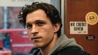 Tom Holland nhận lời khen khi tái xuất vai Người Nhện