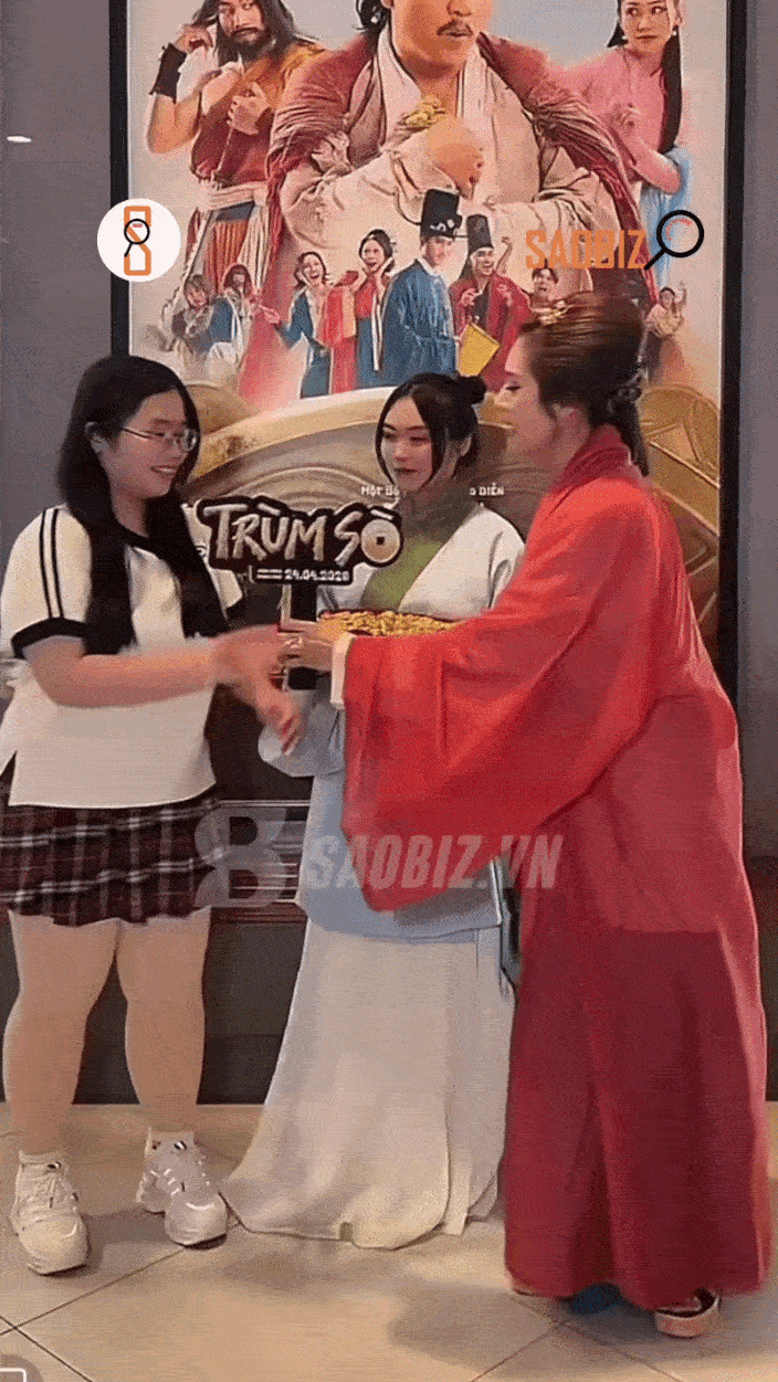 Trùm Sò chỉ có 1 suất chiếu mỗi rạp, Thanh Thuý phải mời từng người vào xem Trùm Sò chỉ có 1 suất chiếu mỗi rạp, Thanh Thuý phải mời từng người vào xem