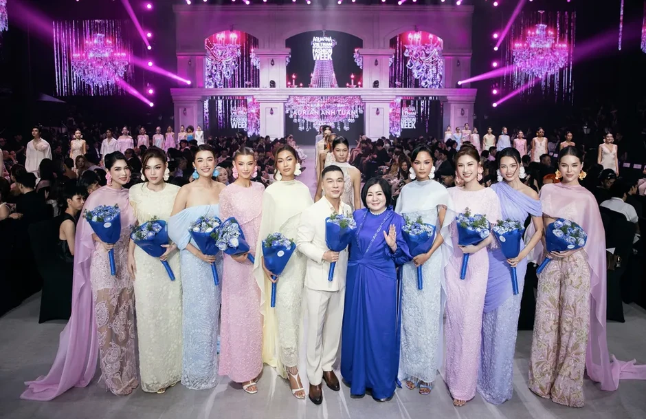 Tuần lễ Thời trang Quốc tế Việt Nam 2026 mở màn với nhiều bộ sưu tập ấn tượng Tuần lễ Thời trang Quốc tế Việt Nam 2026 mở màn với nhiều bộ sưu tập ấn tượng