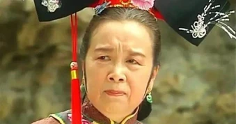 Tuổi 90 của "Dung ma ma" Lý Minh Khải: Đời thực trái ngược trên phim