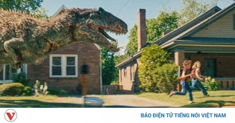 Vì sao The End of Oak Street của Anne Hathaway hay nhất loạt phim Jurassic World?