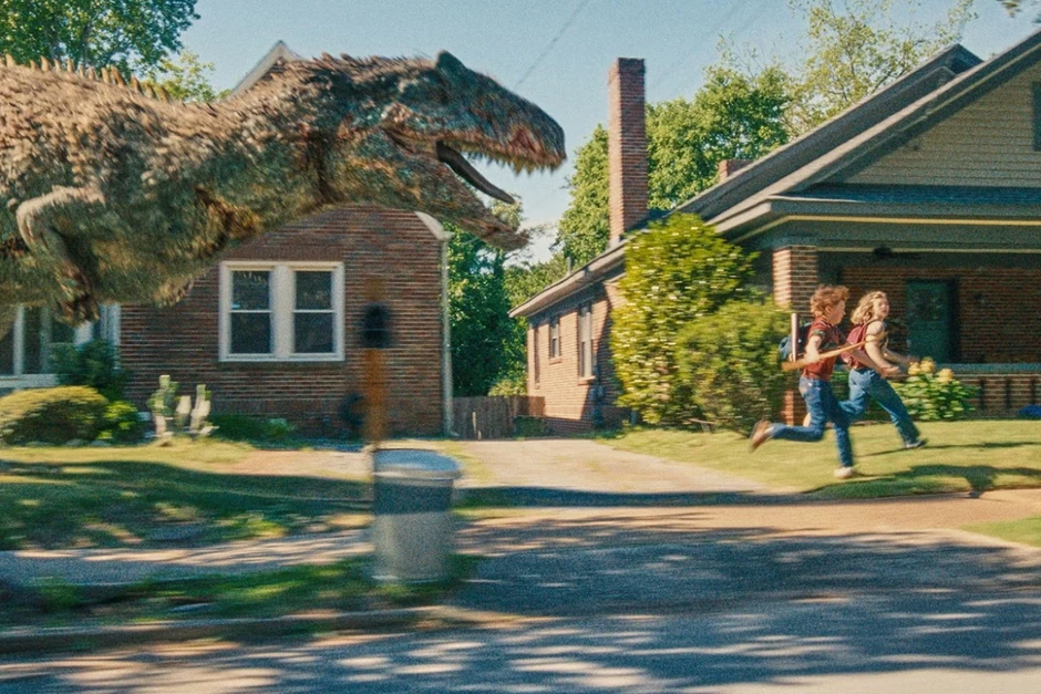 Vì sao The End of Oak Street của Anne Hathaway hay nhất loạt phim Jurassic World?
