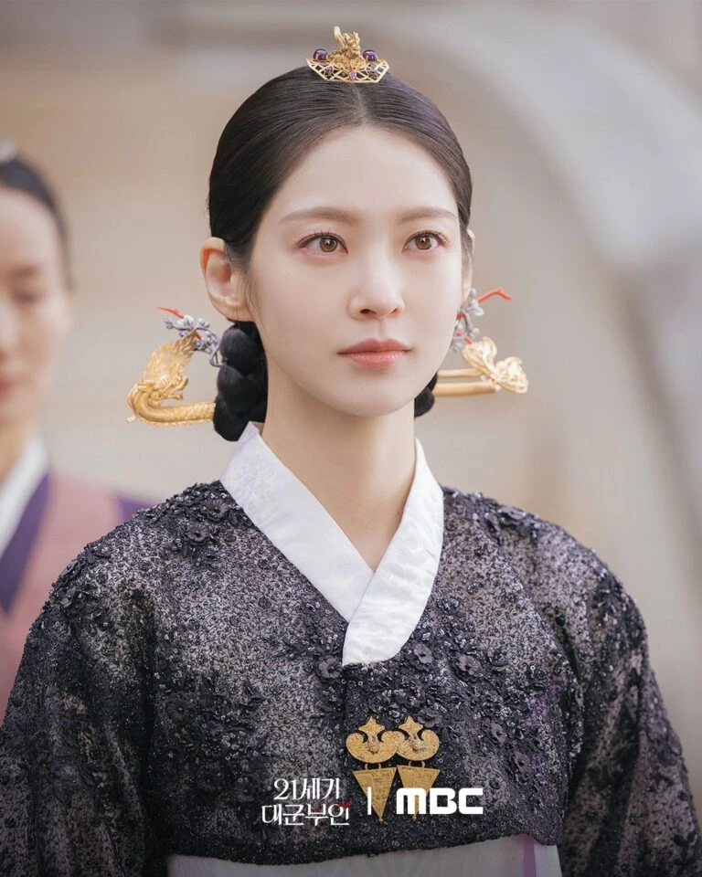 Xem Gong Seung Yeon diễn đúng là dát vàng lên mắt Xem Gong Seung Yeon diễn đúng là dát vàng lên mắt