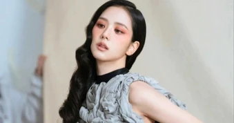 Xinh đẹp và ngọt ngào, Jisoo (Blackpink) vẫn gây tranh cãi về diễn xuất