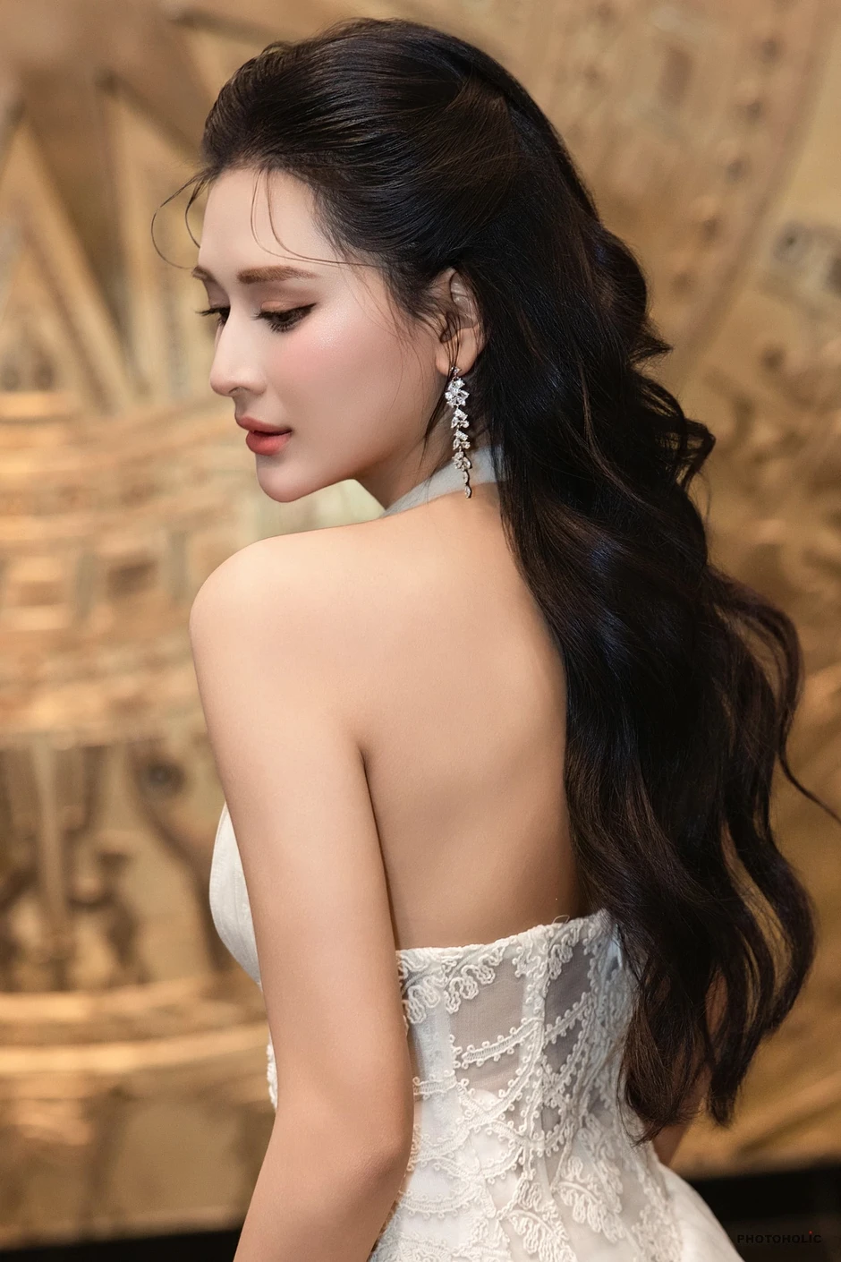 Yến My: tốt nghiệp thủ khoa, 4 năm nhận học bổng của VTV Yến My: tốt nghiệp thủ khoa, 4 năm nhận học bổng của VTV