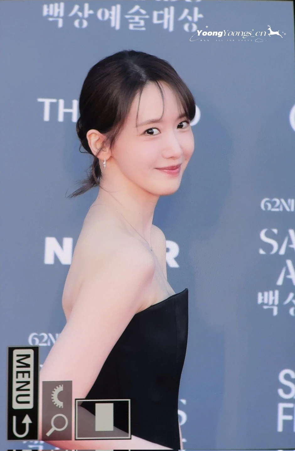 Yoona tại Baeksang: Visual 20 năm bất bại Yoona tại Baeksang: Visual 20 năm bất bại