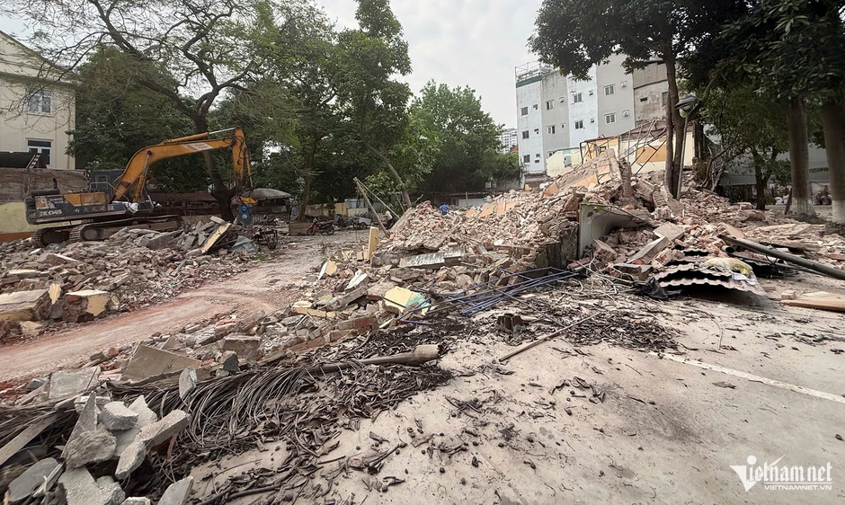 Bàn giao gần 8.000m2 đất 'vàng' chuẩn bị thi công dự án đường vành đai 2.5