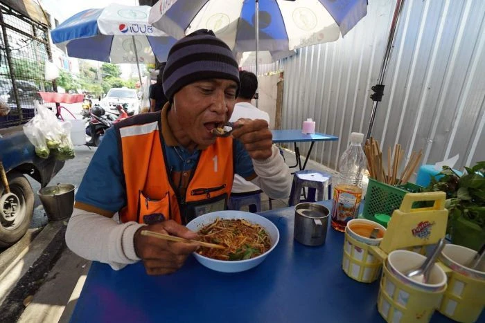 Bangkok quản trị vỉa hè: Đô thị hiện đại vẫn có nơi để người nghèo mưu sinh Bangkok quản trị vỉa hè: Đô thị hiện đại vẫn có nơi để người nghèo mưu sinh