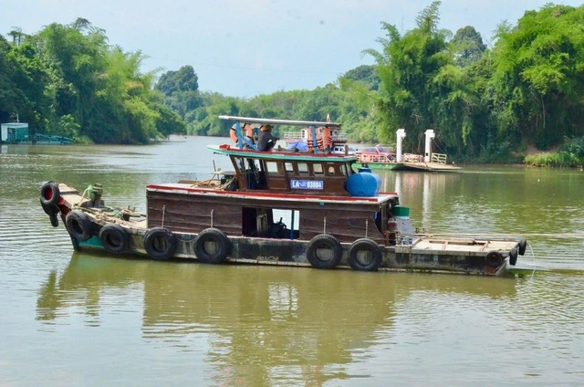 Cận cảnh cây cầu bắc qua sông Đồng Nai kết nối với TPHCM Cận cảnh cây cầu bắc qua sông Đồng Nai kết nối với TPHCM